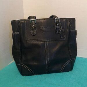 Vintage Coach LeatherWare Purse 